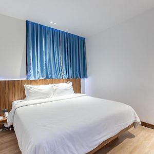Camera standard con letto king size